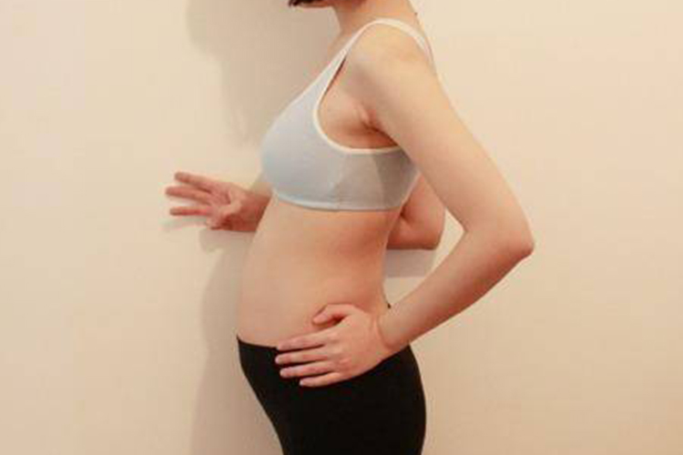 孕中期5月腹部大小图