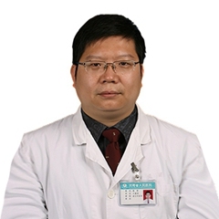 侯明