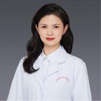 王依萍