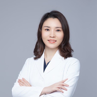 吕倩雯