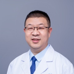 李炜
