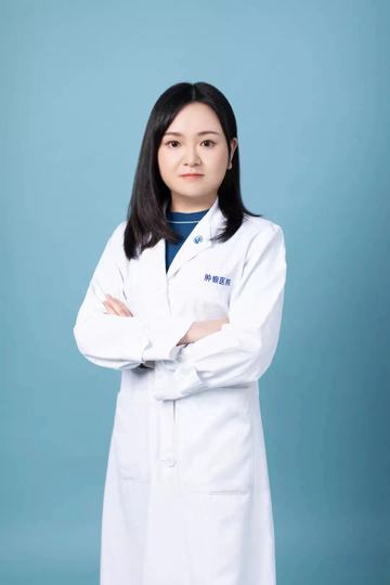 龚成成