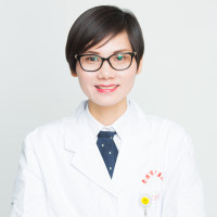 卢小玲