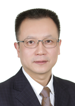 李龙