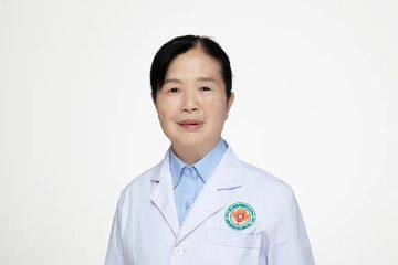 李薇