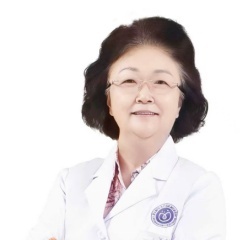 田华