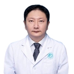 董伟