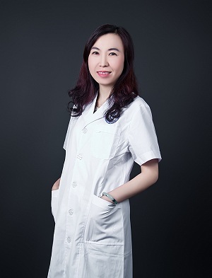 李宏