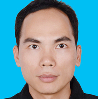 李龙