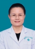 覃莉