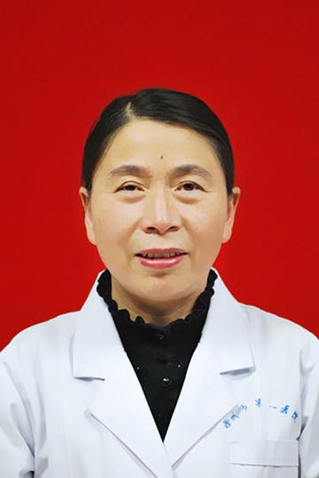 周翠英