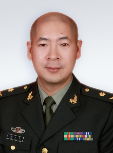 牛文凯