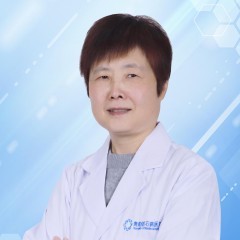 何榕