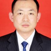 王小强