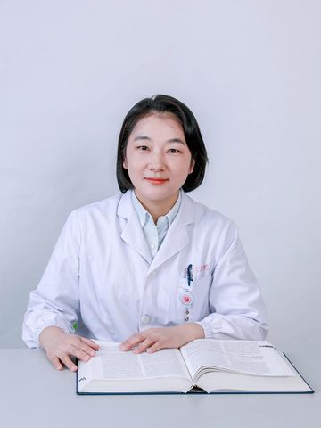 黄娅芬