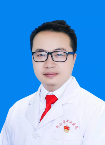 杨淋翔