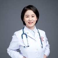 王妍
