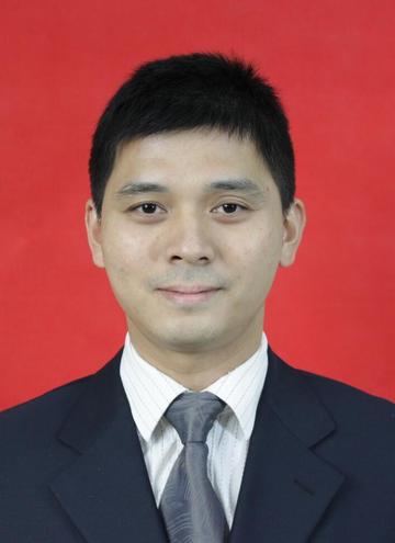 李旭