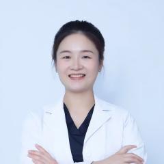董欣