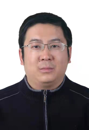杨飞