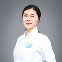鄢小君